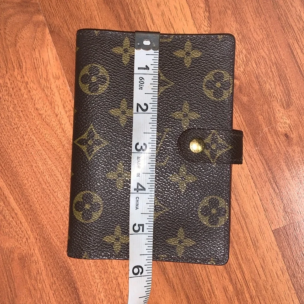 Authentic Louis Vuitton Small Ring Agenda Cover